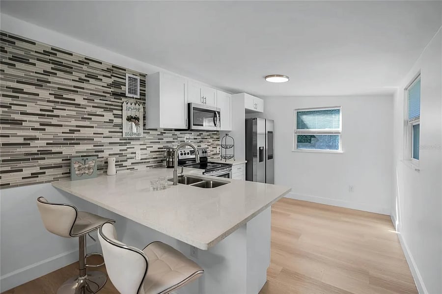 Furnished Finder property 988833_1 photo 8