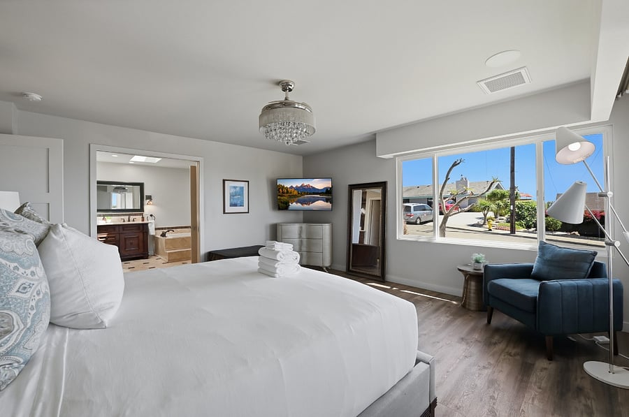 Primary suite and ensuite