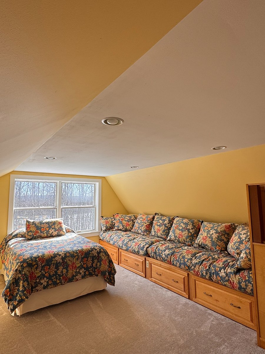 Furnished Finder property 988859_1 photo 3