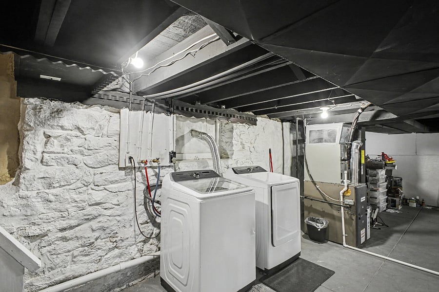 Private washer and dryer for each tenant