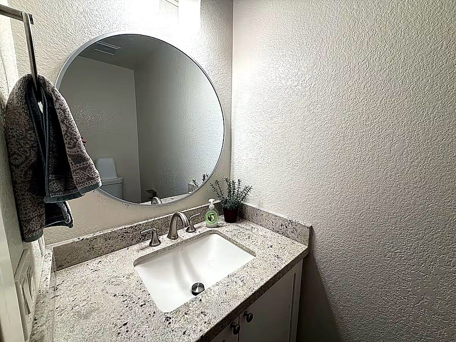 Furnished Finder property 988876_1 photo 11