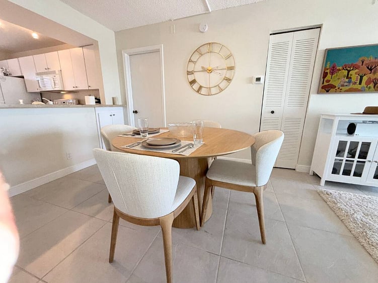 Furnished Finder property 988885_1 photo 5