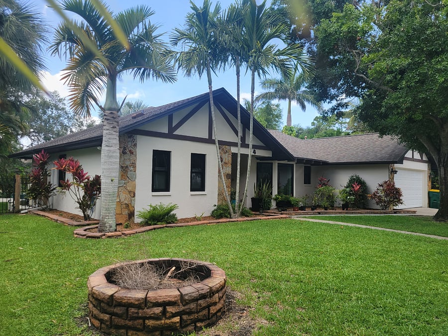 Front yard with fire pit on quiet private road