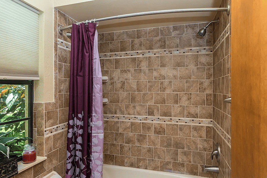 On suite shower