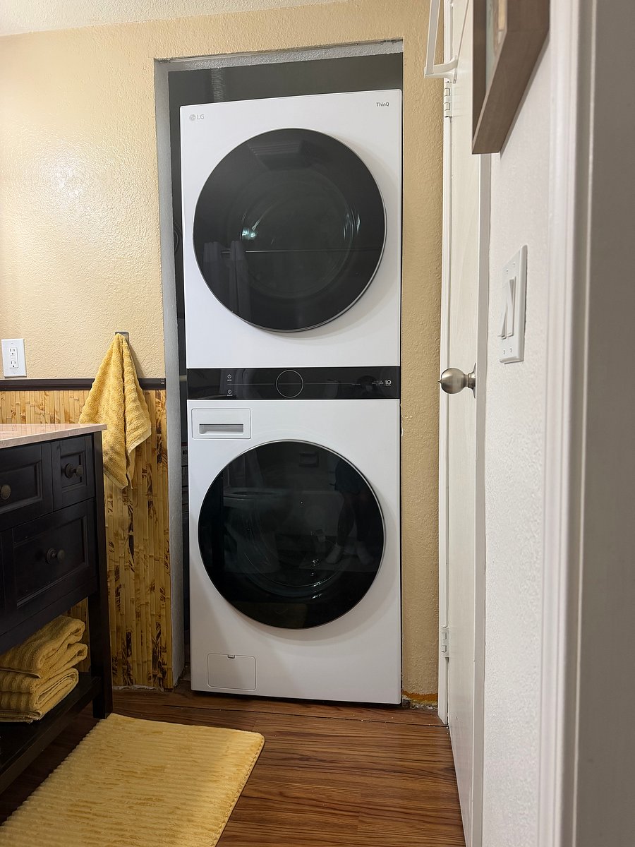New LG In unit smart washer dryer