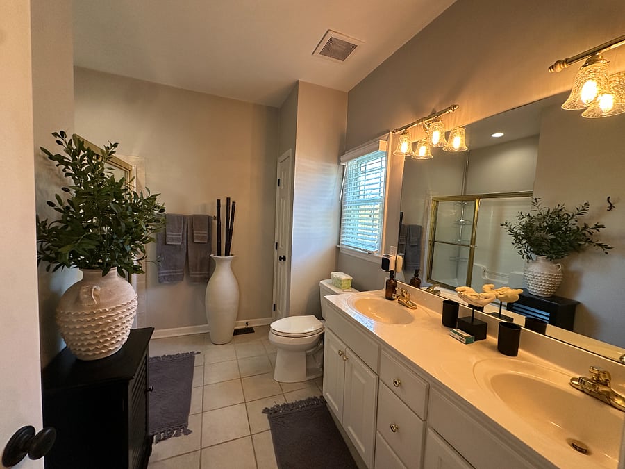 Furnished Finder property 988907_1 photo 9