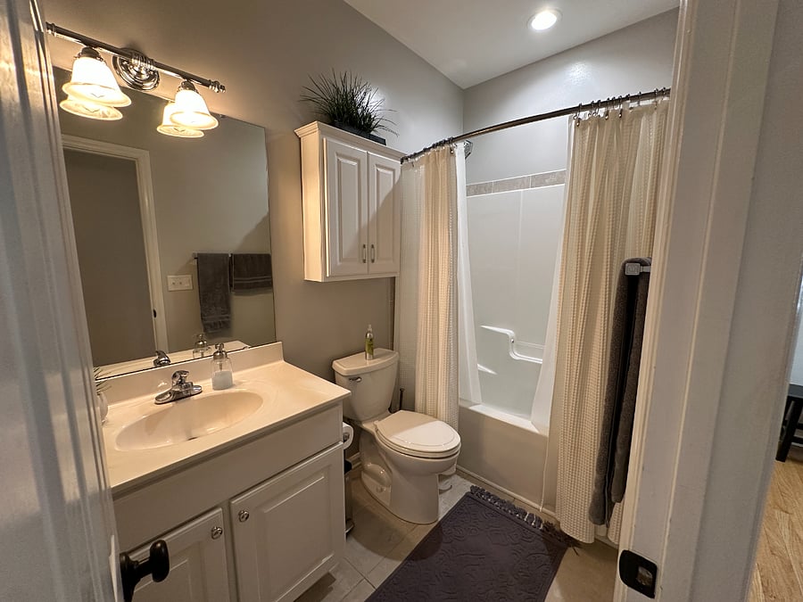 Furnished Finder property 988907_1 photo 11