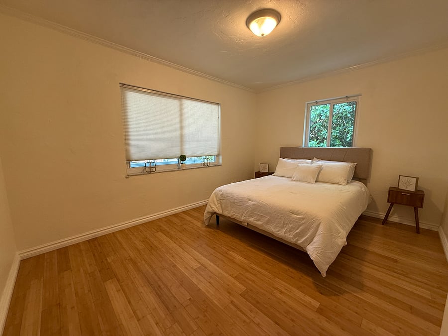 Furnished Finder property 988911_1 photo 8