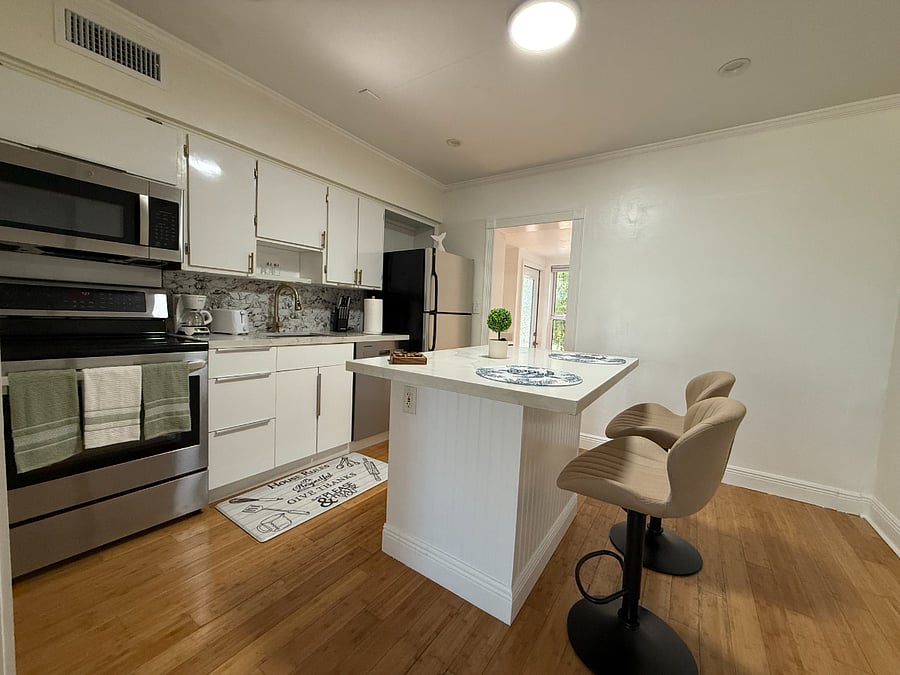 Furnished Finder property 988911_1 photo 15