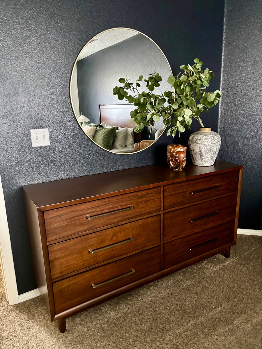 Master bedroom, dresser