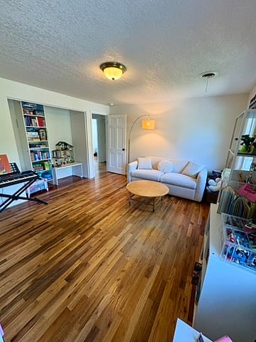 Kids Playroom (3 of 3)