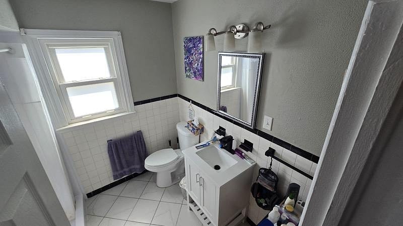Furnished Finder property 988976_1 photo 13