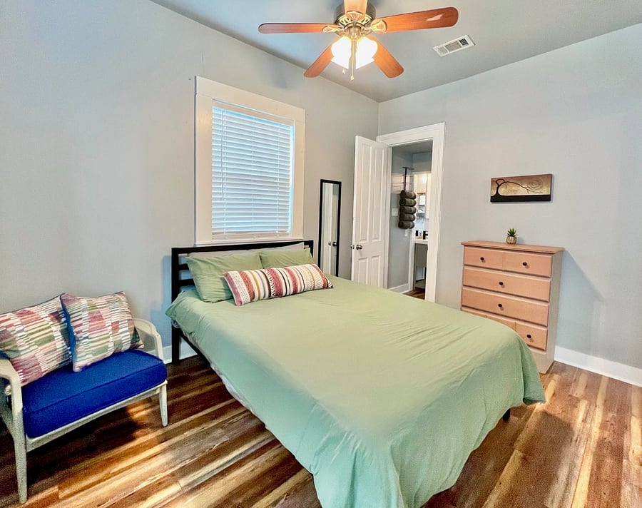 Furnished Finder property 988999_1 photo 9