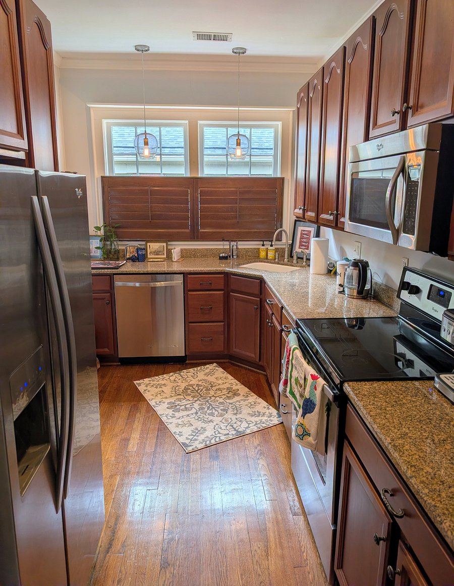 Furnished Finder property 989000_1 photo 7