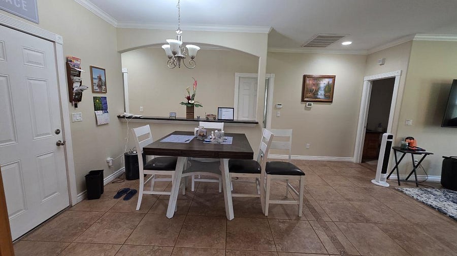 Furnished Finder property 989050_1 photo 5