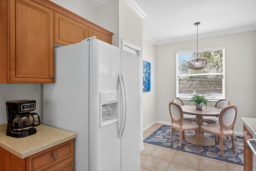 KITCHEN & NOOK