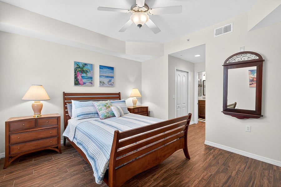 MASTER BEDROOM