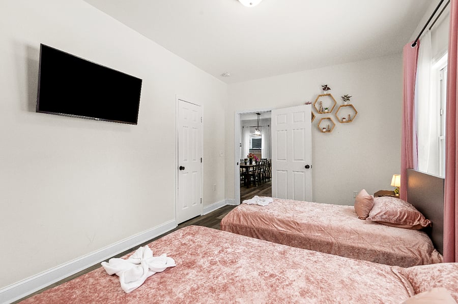 Furnished Finder property 989075_1 photo 11