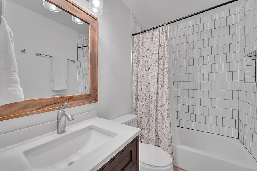 Shared bathroom for 3 bedrooms upstairs.
