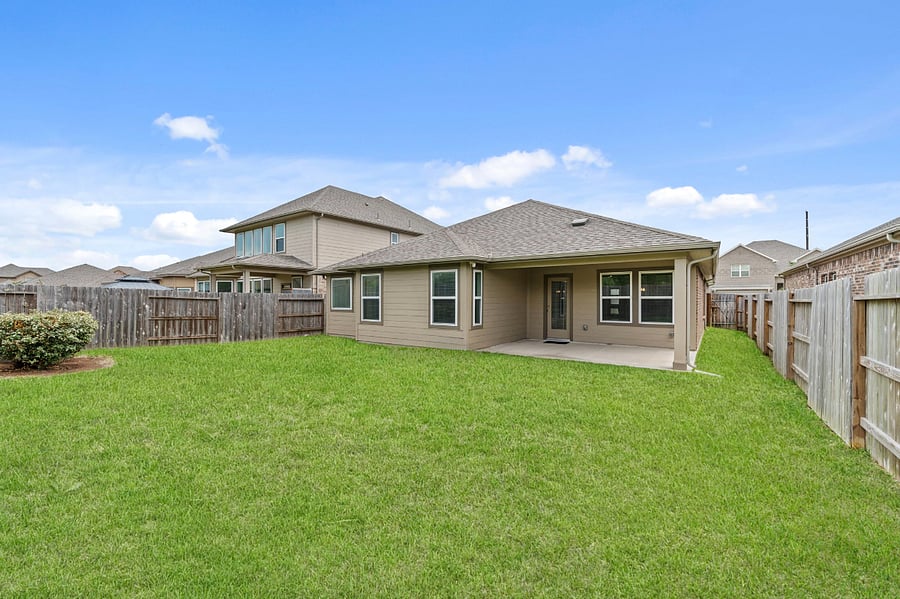 Plenty of Backyard Space