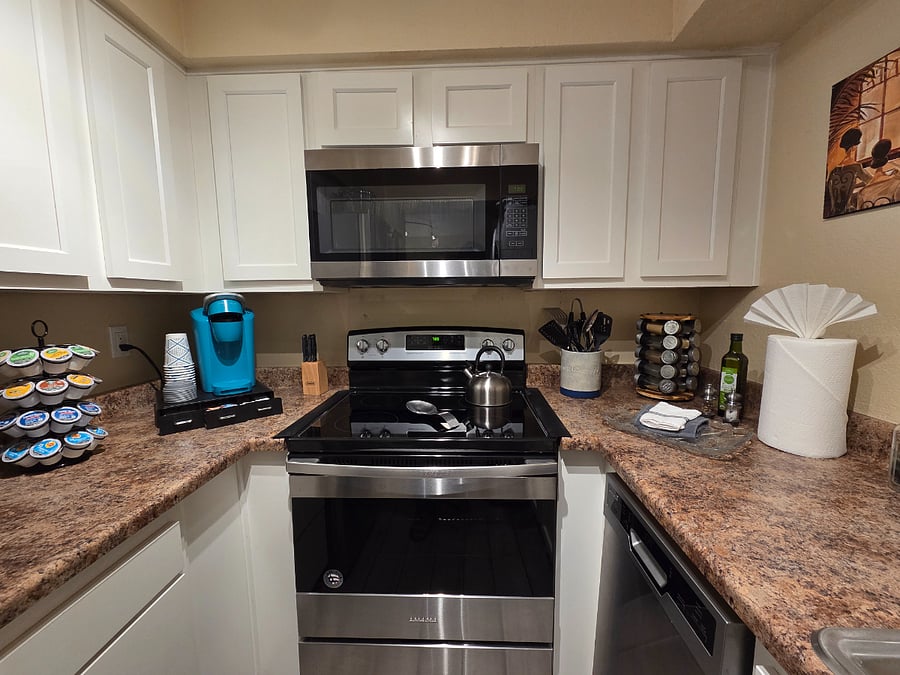 Fully stocked cook-ready kitchen.