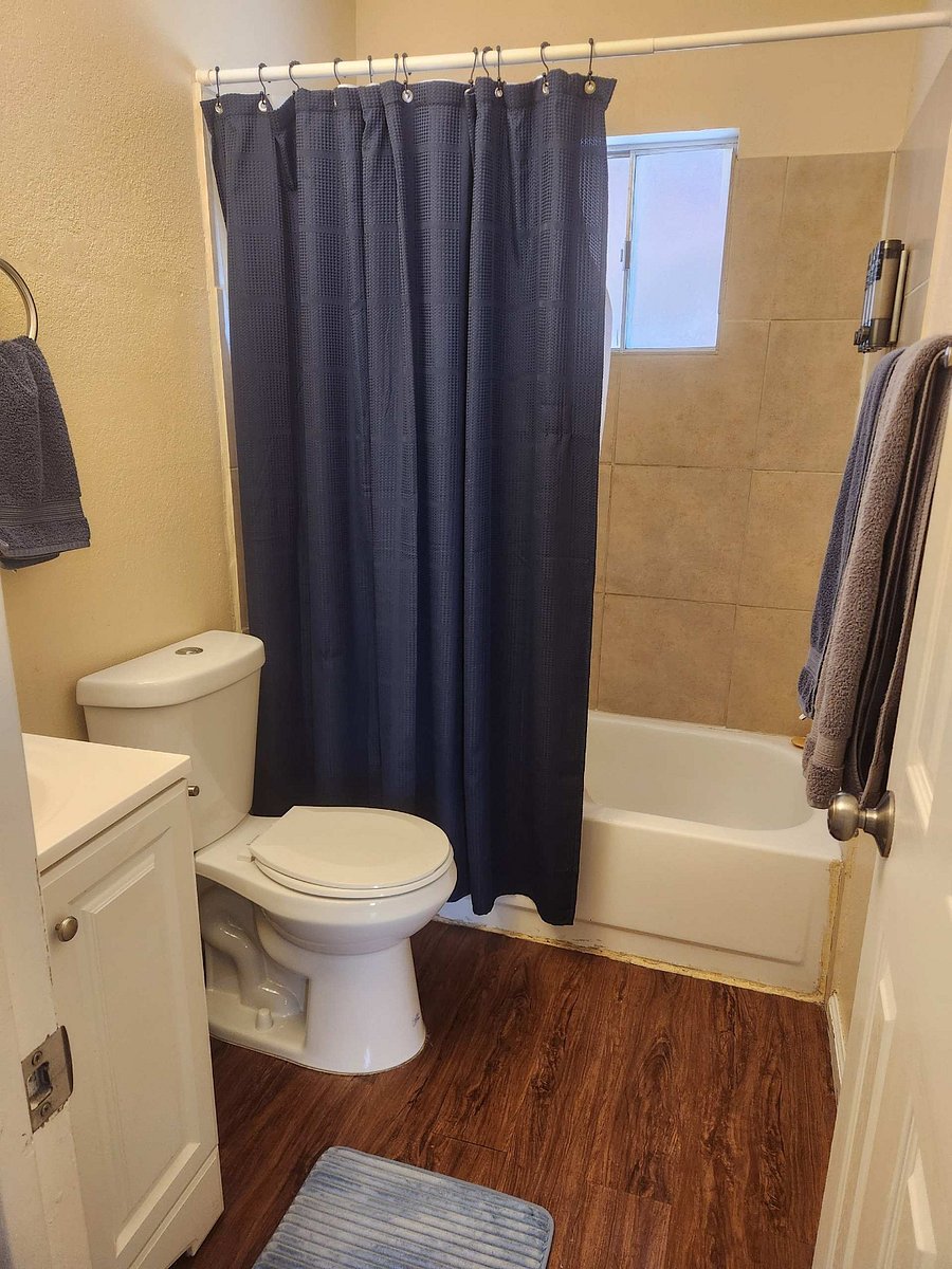 Furnished Finder property 989201_2 photo 9