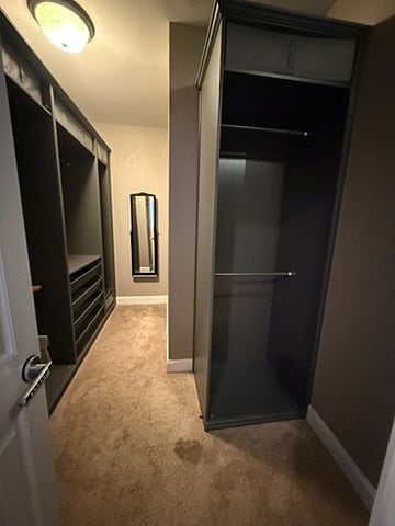 Master bdrm closet