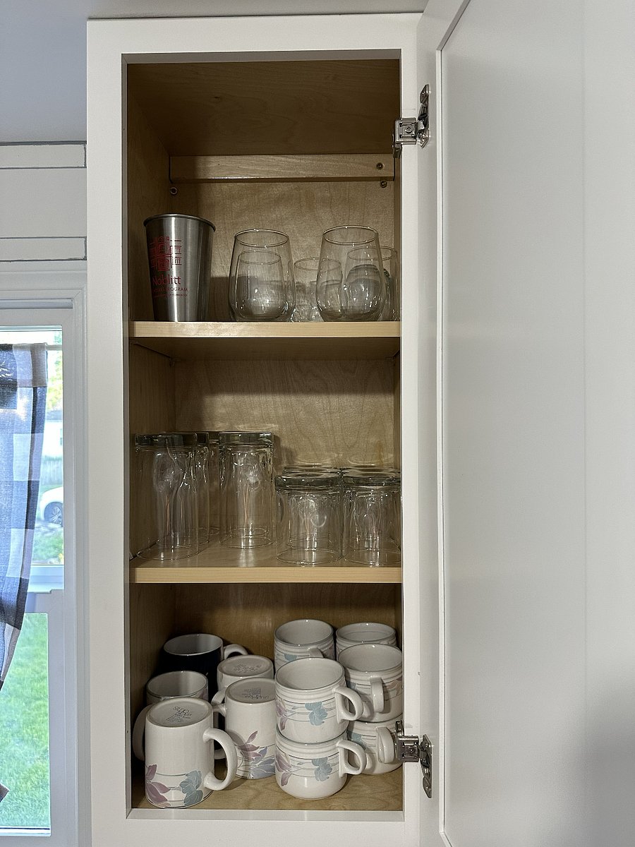 Glassware, Mugs, Wine glasses