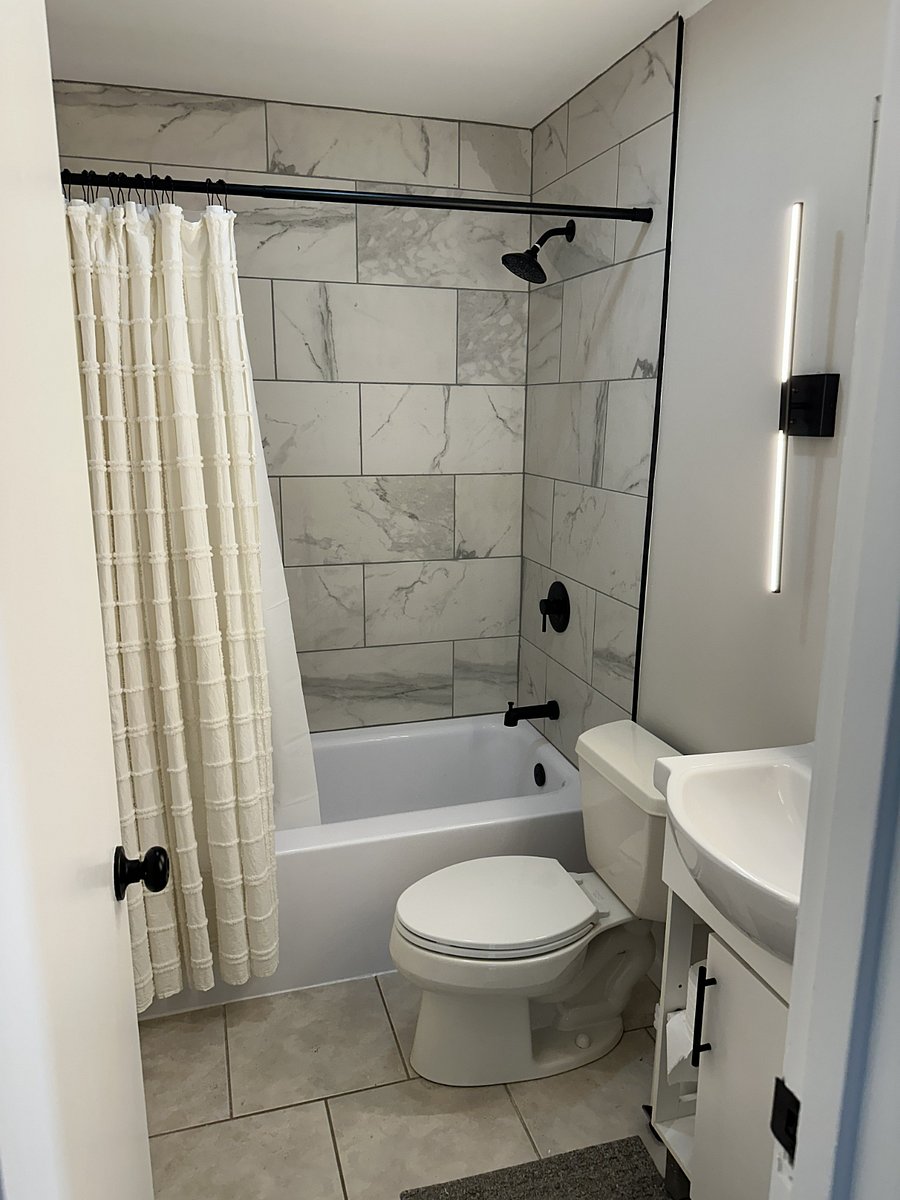 1st Floor bathroom