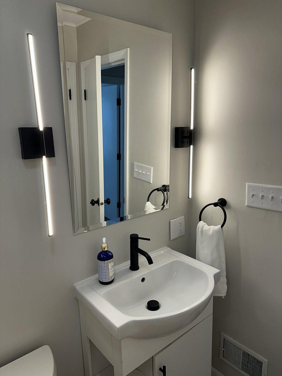 1st Floor bathroom