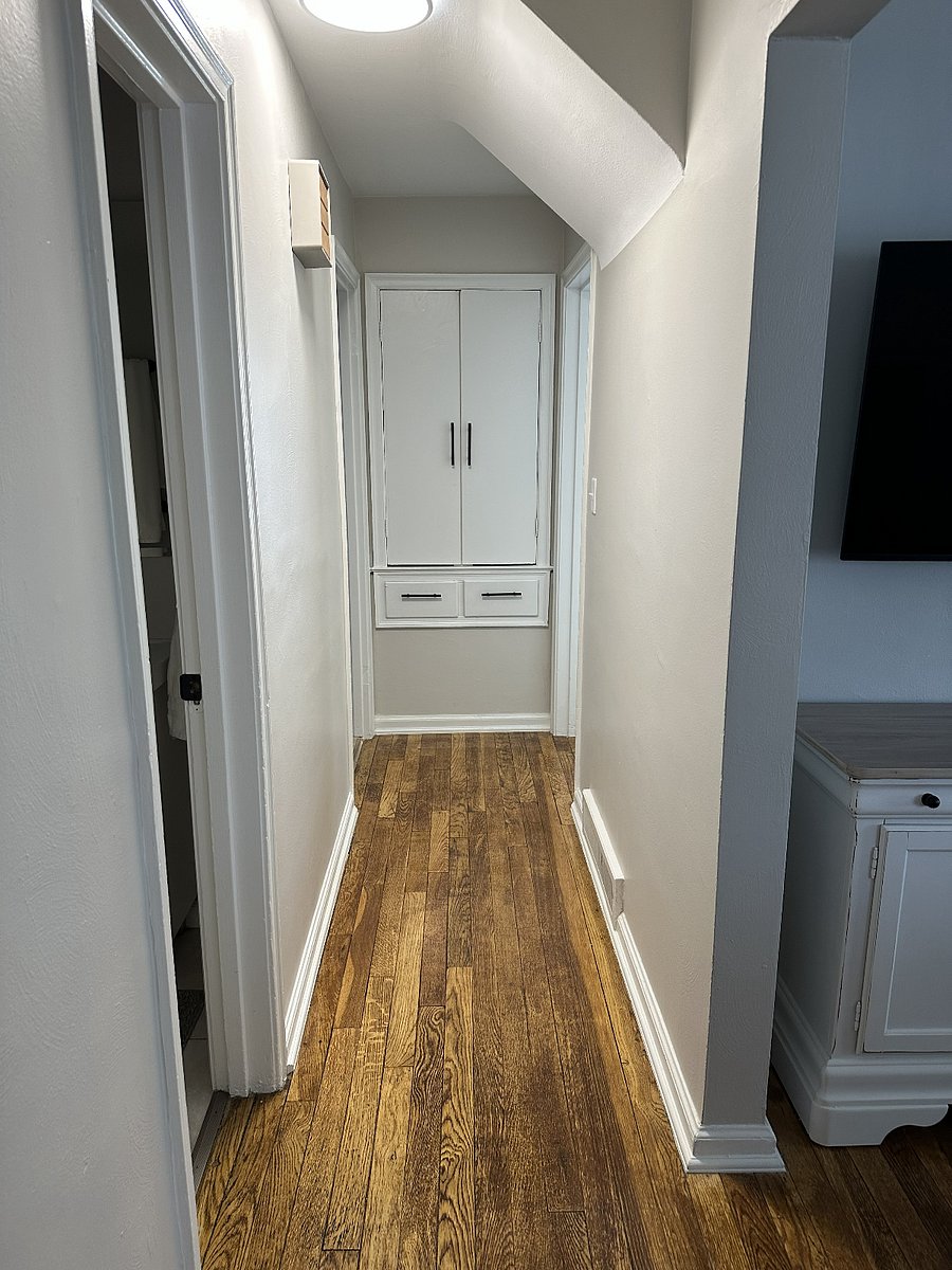 1st Floor hallway