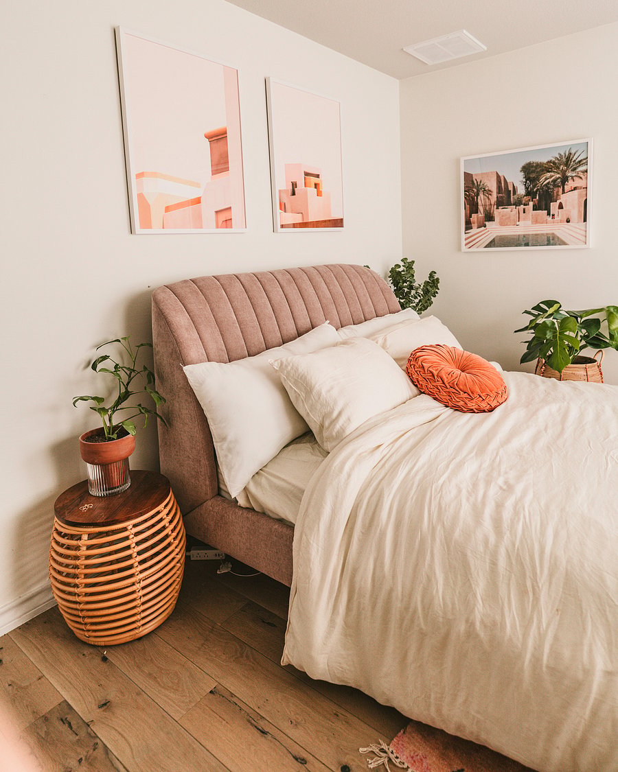 Guest bedroom