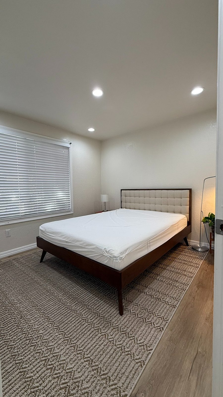 Furnished Finder property 989335_1 photo 8