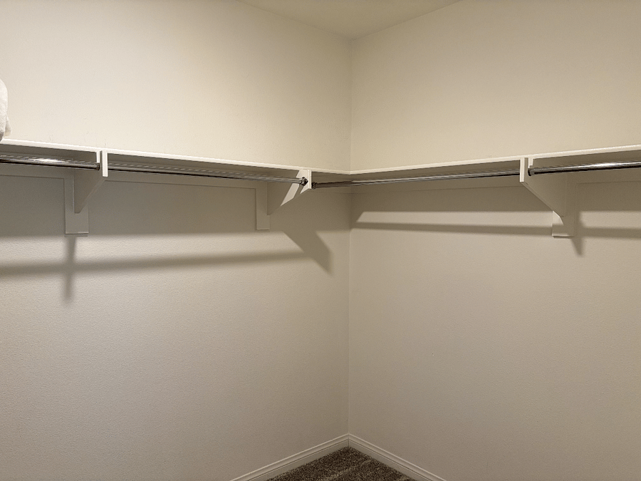Primary Bedroom En Suite, Walk-in Closet