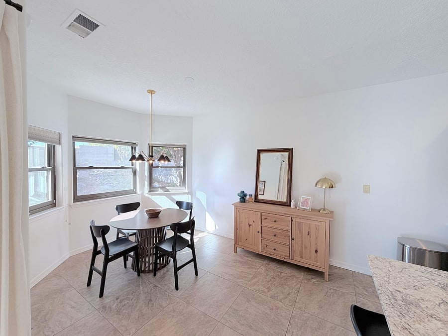 Furnished Finder property 989381_1 photo 9