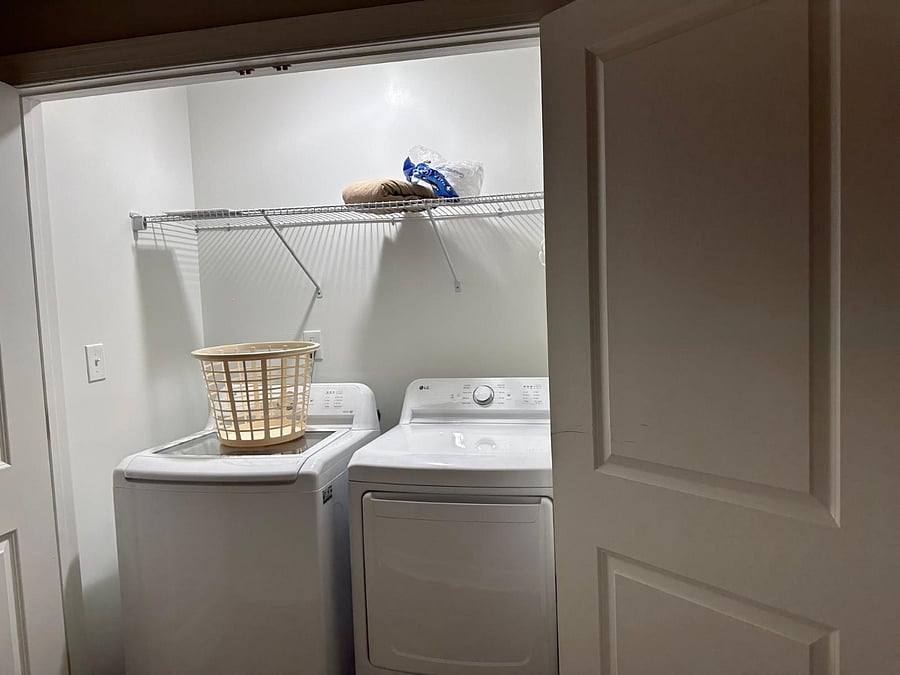 Laundry with Washer and Dryer included