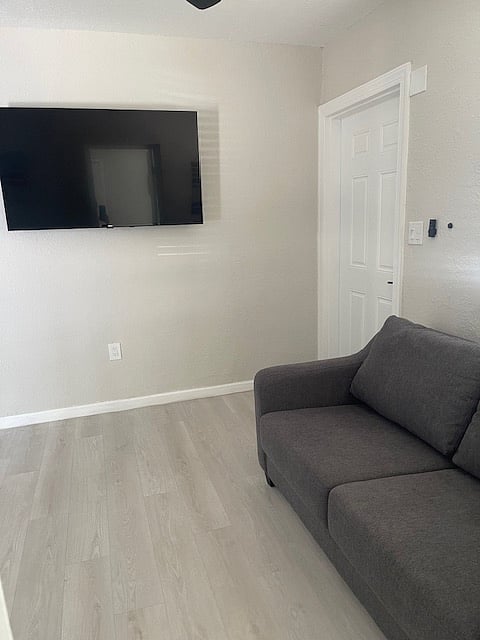 Furnished Finder property 989385_1 photo 9