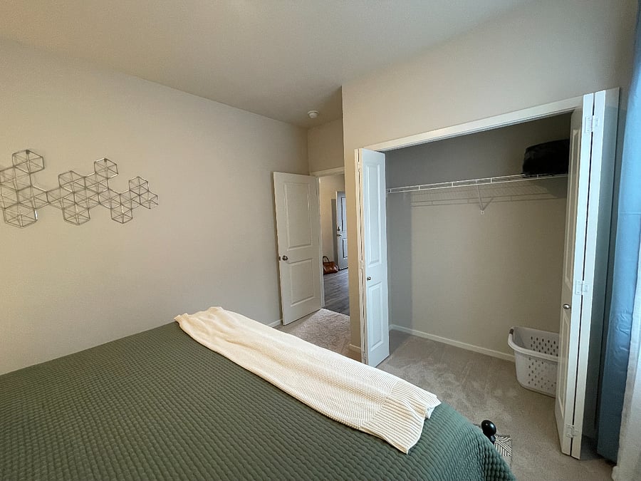 Furnished Finder property 989400_1 photo 26