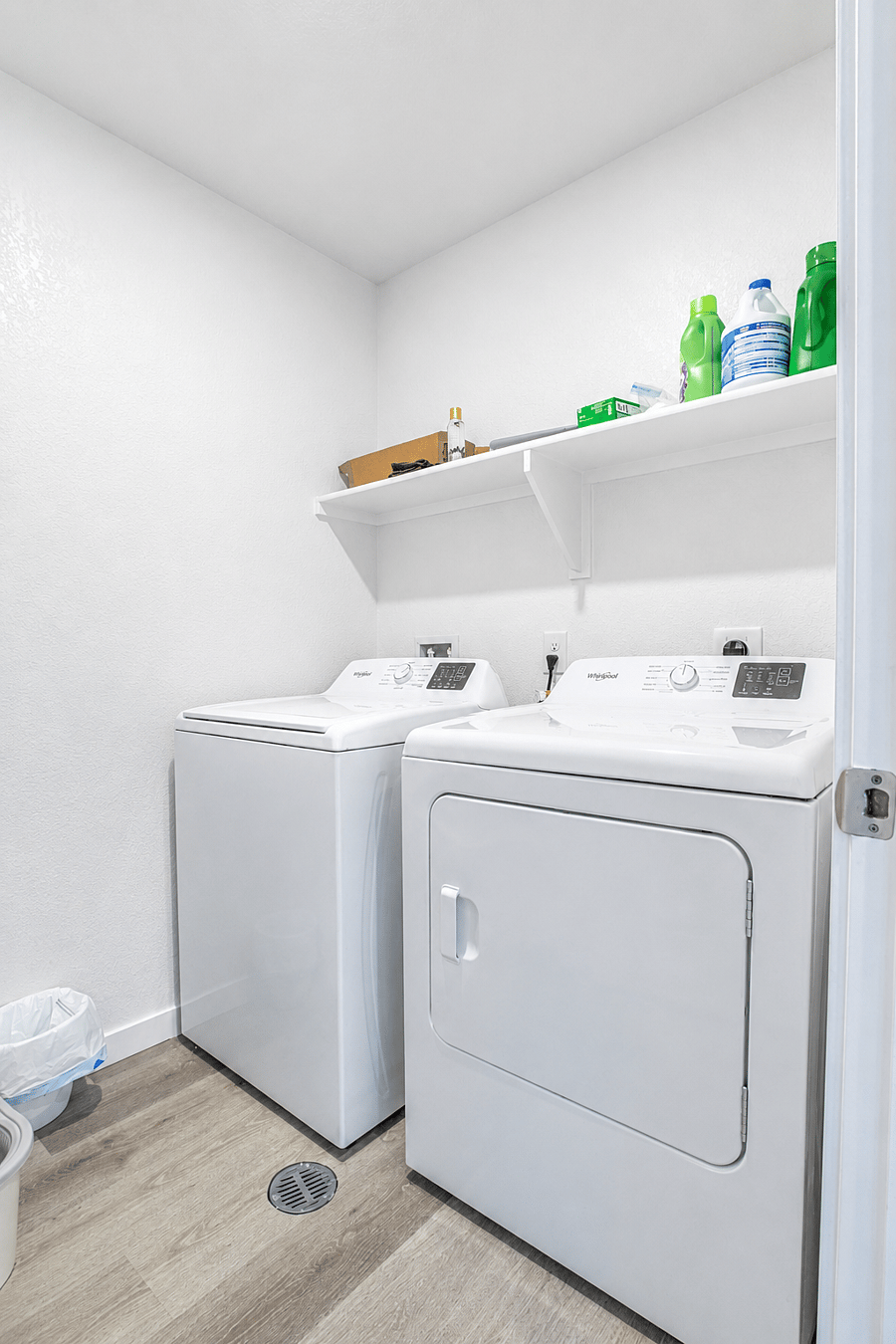 Fully equipped laundry room