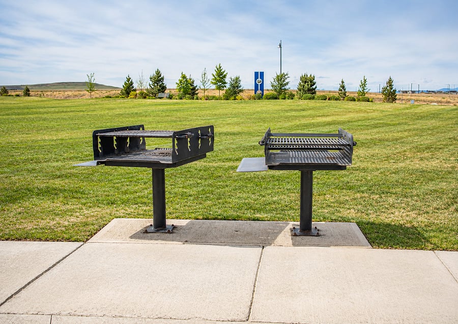 Park with bbq grill, pick nick area and playground