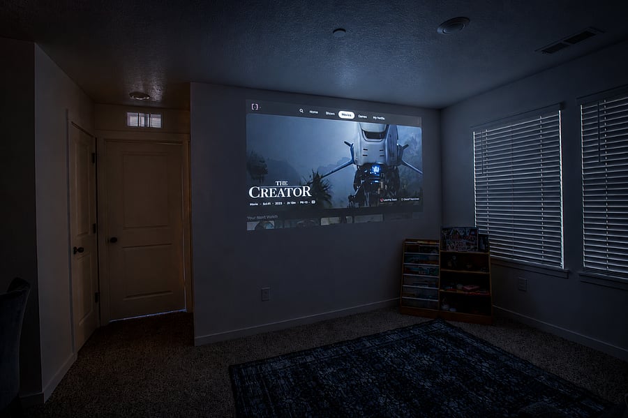 Upstairs livingroom cinema with projector and workspace