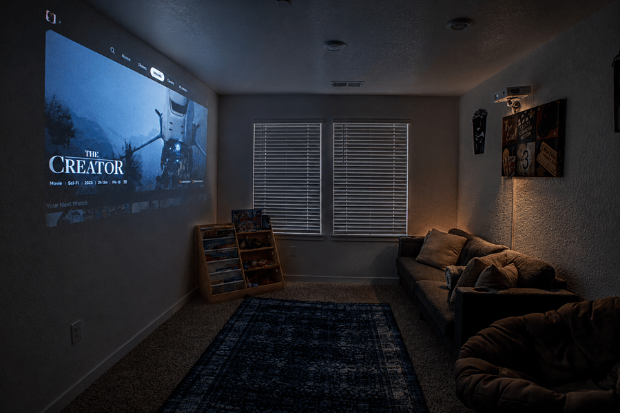 Upstairs livingroom cinema with projector and workspace