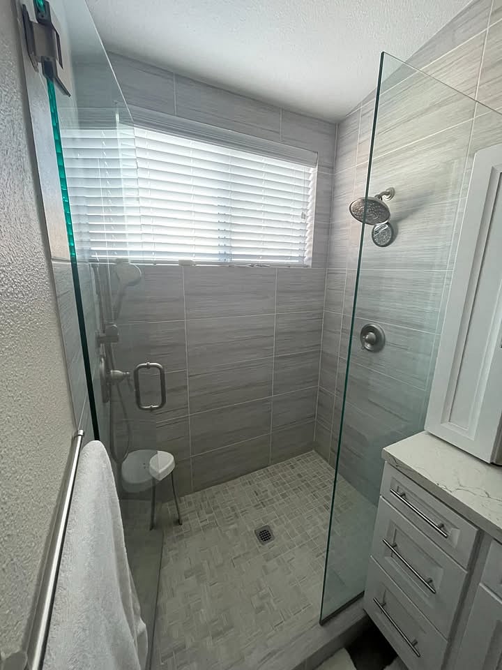 Primary shower 
