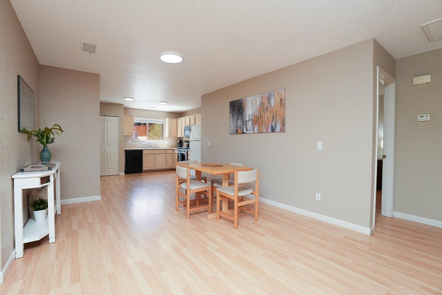 Furnished Finder property 989505_1 photo 12