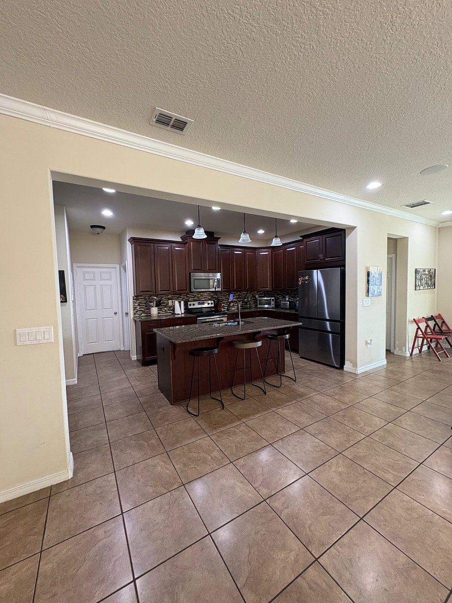 Furnished Finder property 989508_1 photo 4