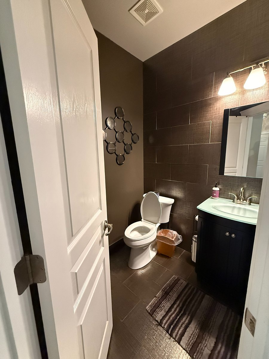Furnished Finder property 989526_1 photo 34