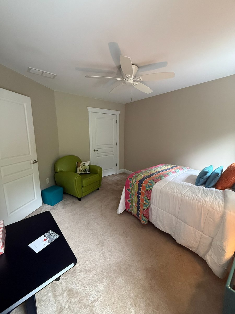 Furnished Finder property 989526_1 photo 30