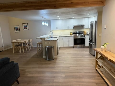 Furnished Finder property 989685_1 photo 4
