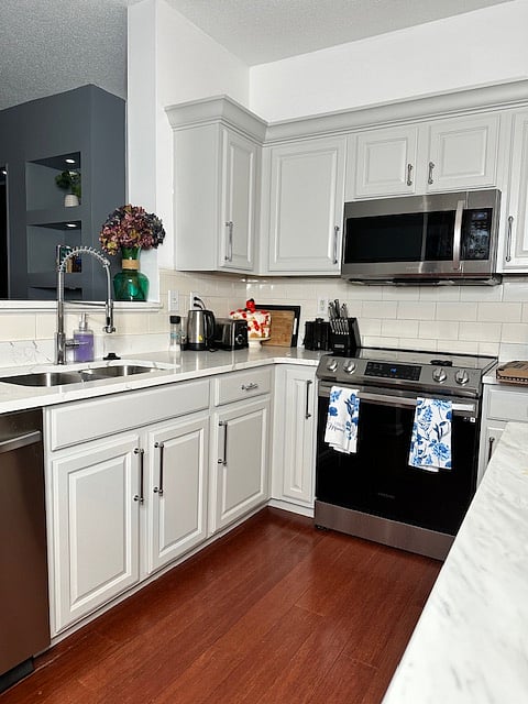 Furnished Finder property 989719_1 photo 6