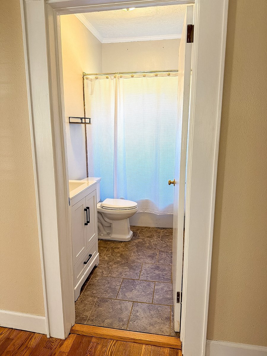 Furnished Finder property 989732_1 photo 9
